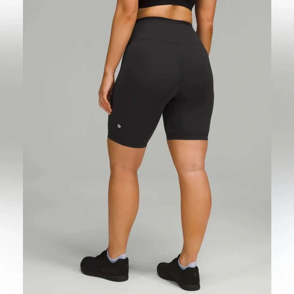 Lululemon Wunder Train Contour Fit High-Rise Bike Short 8"